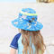 首の折り返しUpf50+の帽子の子供の広い縁の帽子43cm 100%の綿
