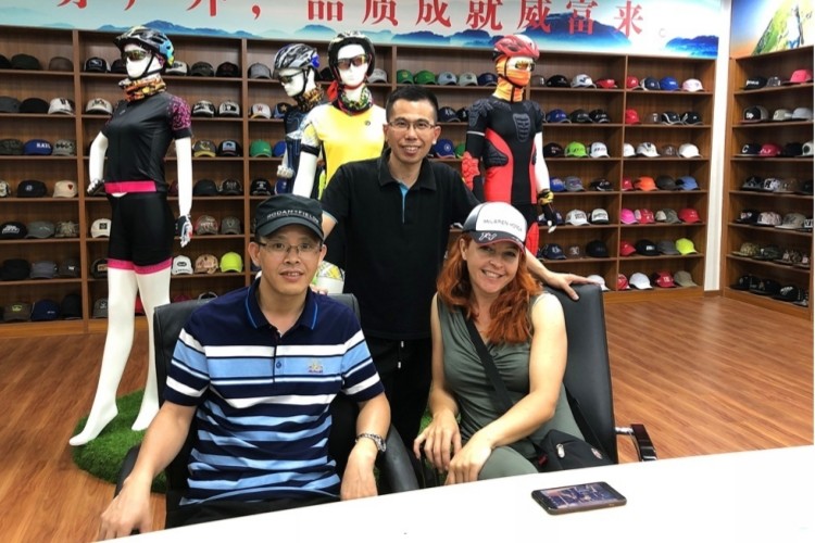 中国 Dragon One Apparel Company Limited 会社概要
